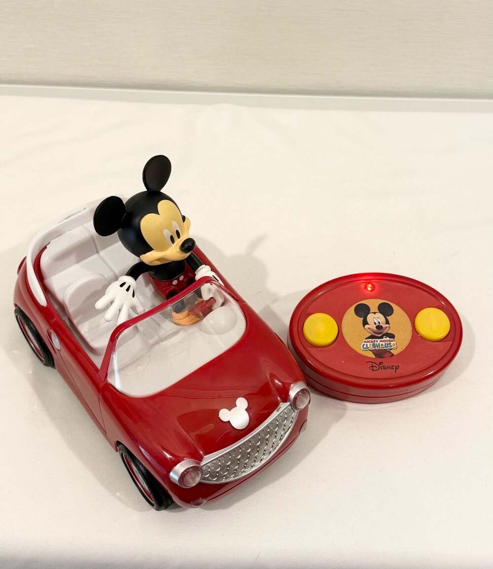 Jada Toys Disney Mickey Mouse Clubhouse Mickey's Roadster Remote Control Car